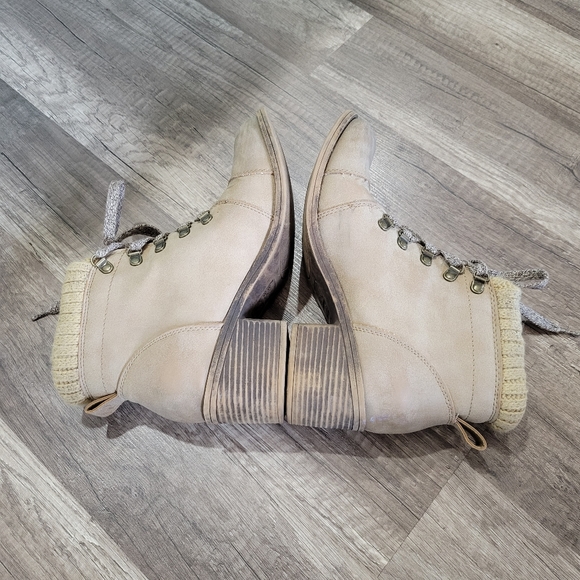 Billabong Outer Limits Tan Booties - Picture 6 of 10